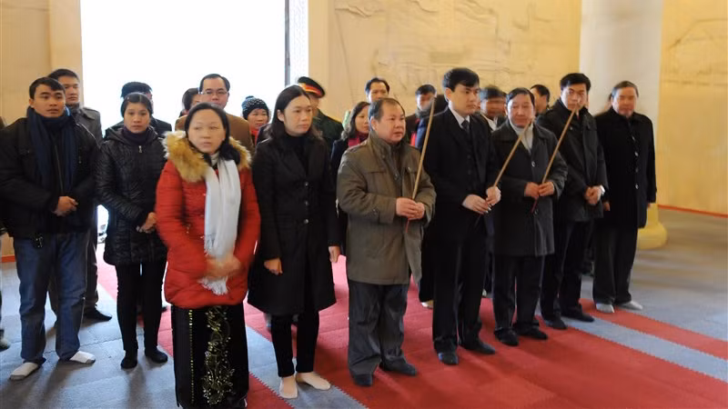 越南高平省举行胡伯伯回国直接领导越南革命75周年纪念仪式 ảnh 1 越南高平省举行胡伯伯回国直接领导越南革命75周年纪念仪式 ảnh 1