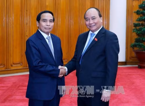 阮春福总理会见老挝国家监察署长兼反贪局长本通·吉马尼 ảnh 1