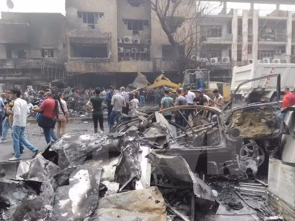 越南国家主席陈大光就伊拉克首都巴格达发生炸弹袭击事件向伊拉克总统致慰问电 ảnh 1
