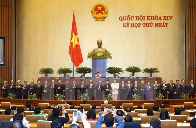 越南第十四届国会第一次会议:国会投票通过政府成员任命名单 ảnh 1 越南第十四届国会第一次会议:国会投票通过政府成员任命名单 ảnh 1