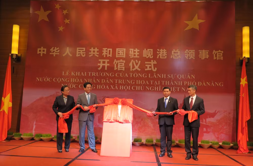 中国驻岘港市总领事馆正式开馆 ảnh 1 中国驻岘港市总领事馆正式开馆 ảnh 1