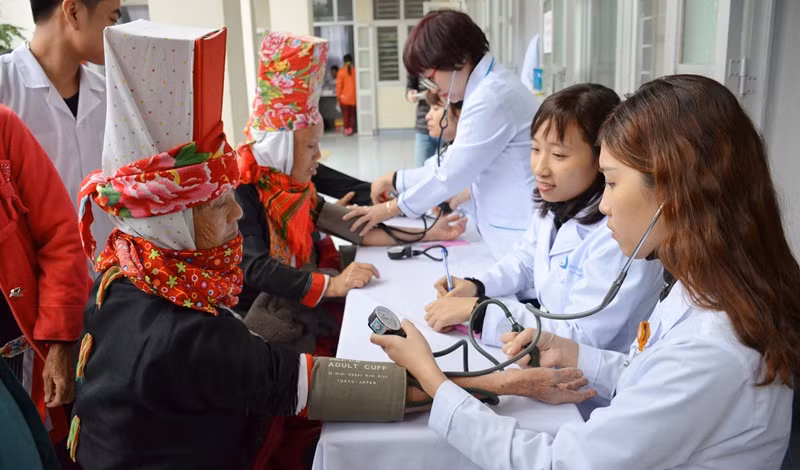 越南广宁省建设达到国家标准的医疗站 ảnh 1