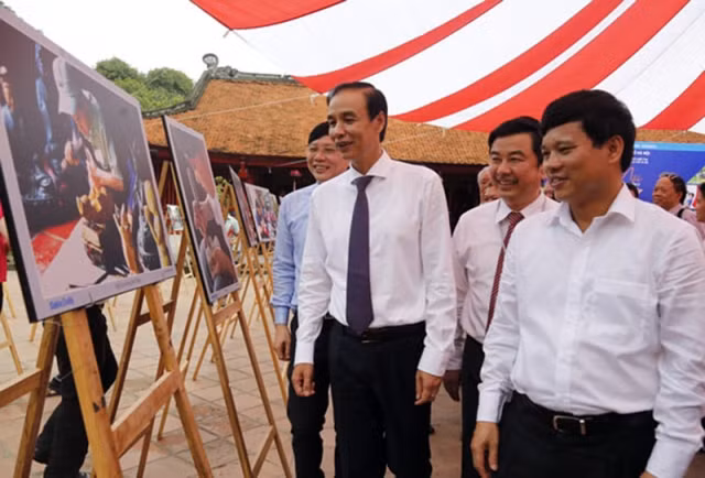 “我心目中的河内”摄影展正式开展 ảnh 2 “我心目中的河内”摄影展正式开展 ảnh 2