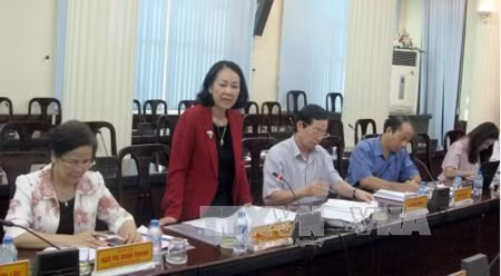 越共中央民运部部长张氏梅赴北宁省调研 ảnh 1 越共中央民运部部长张氏梅赴北宁省调研 ảnh 1