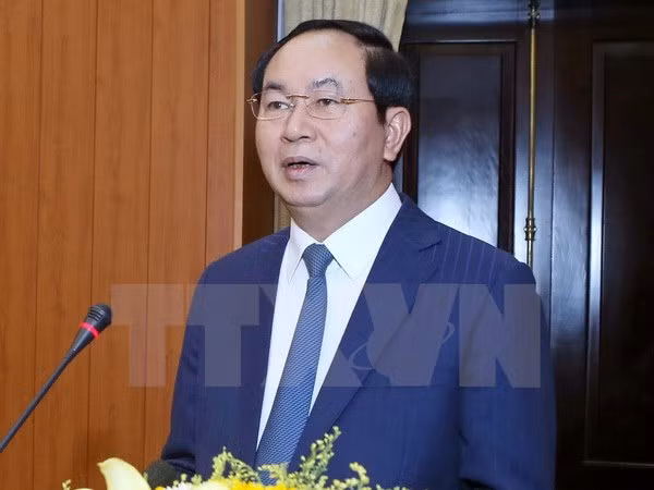 柬埔寨光纤通信网:越南国家主席陈大光访柬之旅进一步增进越柬传统合作关系 ảnh 1
