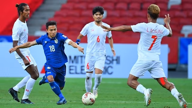 2020年“铃木杯”东南亚男足锦标赛:泰国队以4-0击败缅甸队 名列小组首位 ảnh 1 2020年“铃木杯”东南亚男足锦标赛:泰国队以4-0击败缅甸队 名列小组首位 ảnh 1