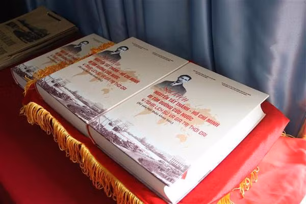 介绍胡志明出国寻找救国之路的纪要 ảnh 1 介绍胡志明出国寻找救国之路的纪要 ảnh 1
