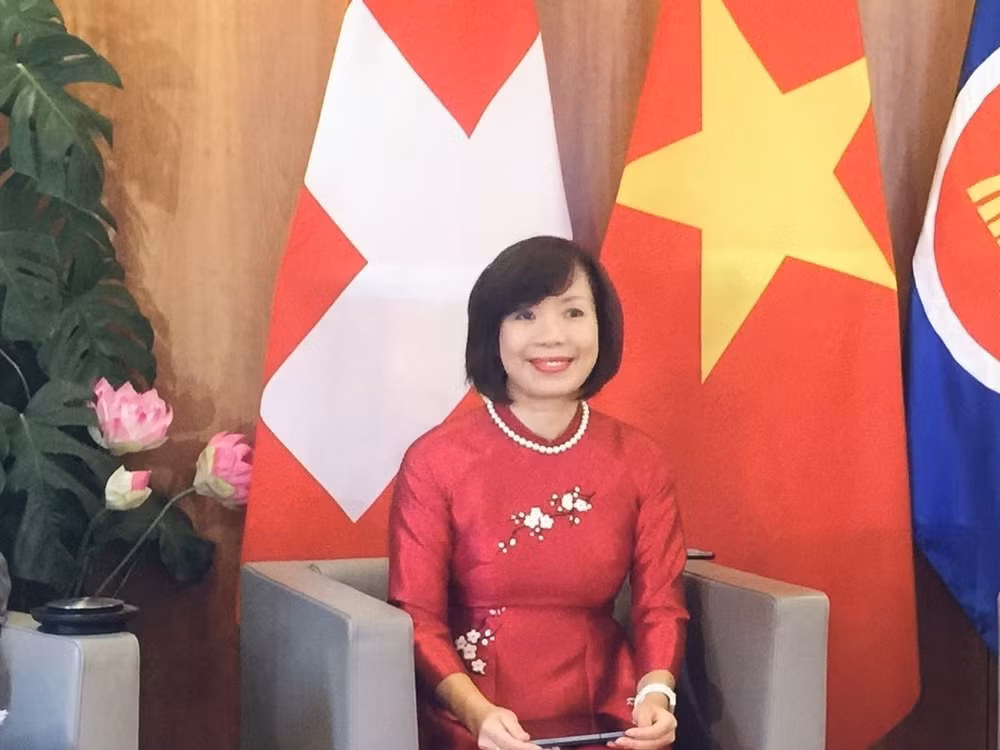 阮春福瑞士之行：充分挖掘越瑞合作潜力与机会 ảnh 2