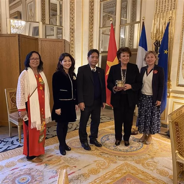 法国愿与越南合作修复和保护在法国殖民统治时期的建筑遗迹 ảnh 1