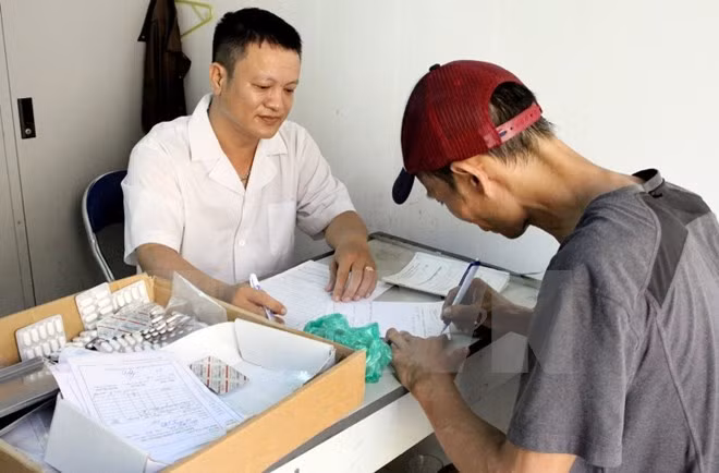 胡志明市70%艾滋病患者参加医保 ảnh 1