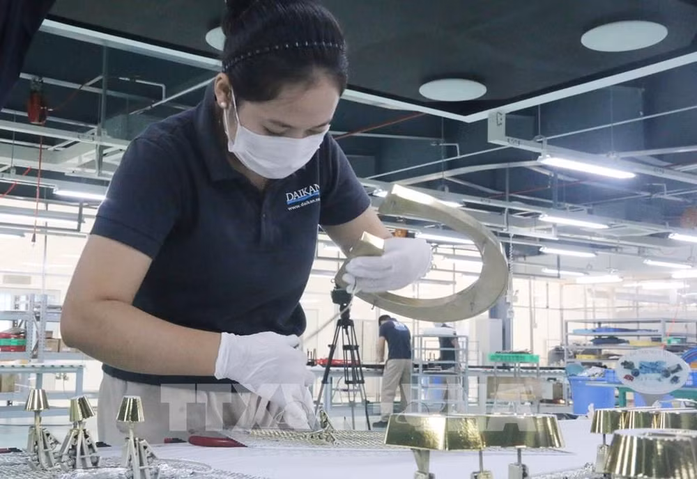 预计11月初同奈省企业生产将趋于平稳 ảnh 1 预计11月初同奈省企业生产将趋于平稳 ảnh 1