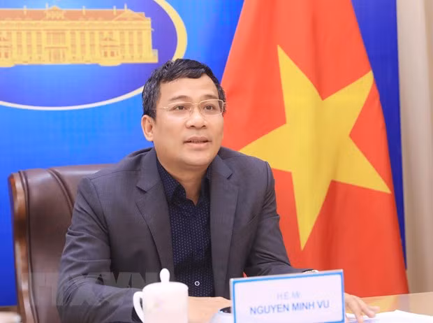 致力于疫苗全民覆盖目标：疫苗、药物和群众意识是与新冠病毒安全共处的先决条件 ảnh 3