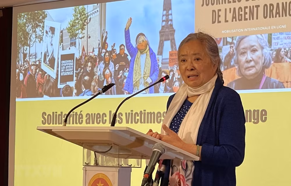 Collectif Vietnam Dioxine在支持橙毒剂受害者的斗争中表现出 “勇气、耐心和希望” ảnh 1 Collectif Vietnam Dioxine在支持橙毒剂受害者的斗争中表现出 “勇气、耐心和希望” ảnh 1