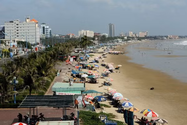 4·30和5·1长假期:越南各地旅游景点接待游客量猛增 ảnh 1 4·30和5·1长假期:越南各地旅游景点接待游客量猛增 ảnh 1