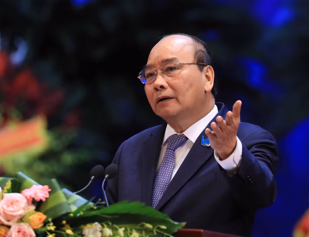 阮春福：营造良好的成长环境 让青年们的学习之树不断开花结果 ảnh 2