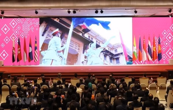 致力于一个长久凝聚共识的东盟:越南与2020年东盟轮值主席国任期(第四期) ảnh 2 致力于一个长久凝聚共识的东盟:越南与2020年东盟轮值主席国任期(第四期) ảnh 2
