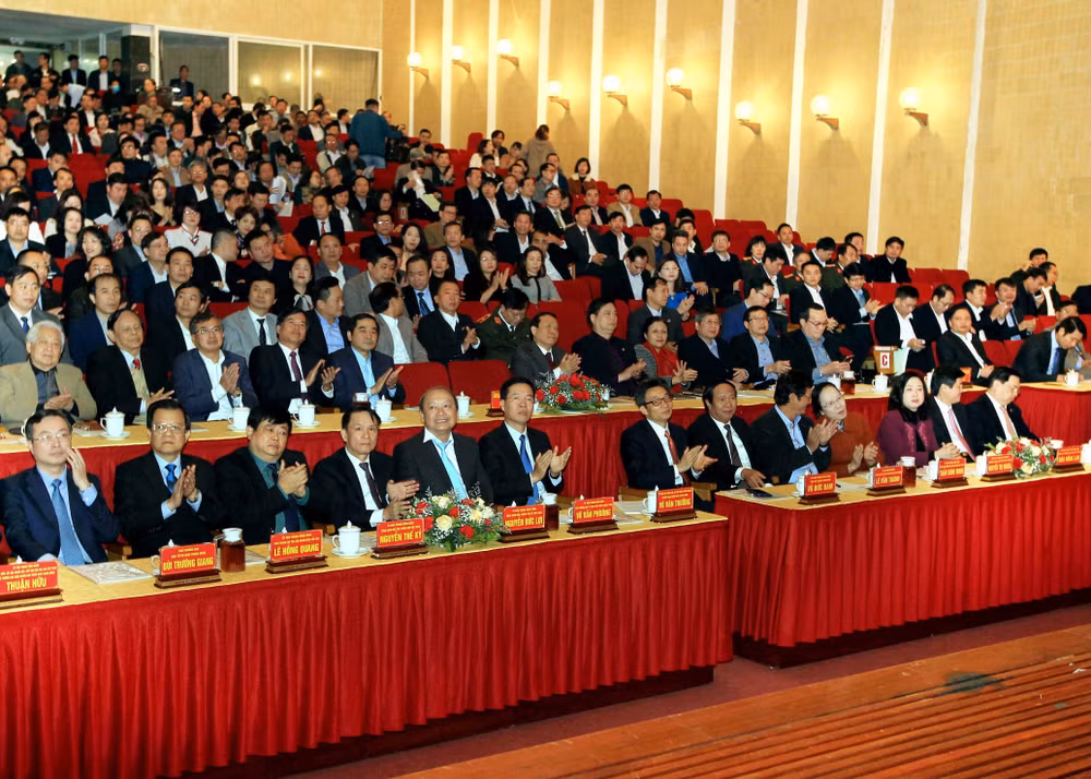 2019年全国新闻宣传工作总结暨2020年工作任务部署会议在海防市举行 ảnh 2