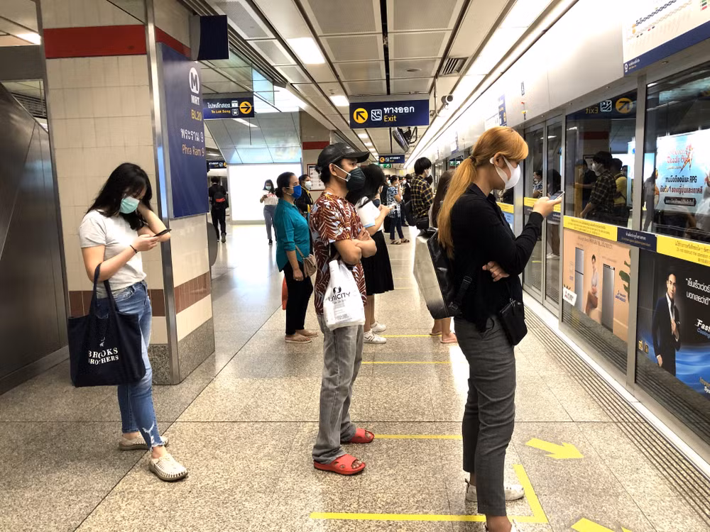 泰国将科学技术应用于新冠肺炎疫情防控工作中 ảnh 1 泰国将科学技术应用于新冠肺炎疫情防控工作中 ảnh 1