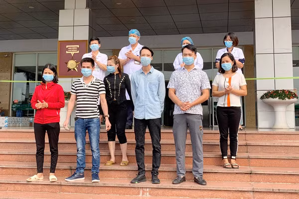 越南新增6例新冠肺炎治愈出院病例 ảnh 1 越南新增6例新冠肺炎治愈出院病例 ảnh 1