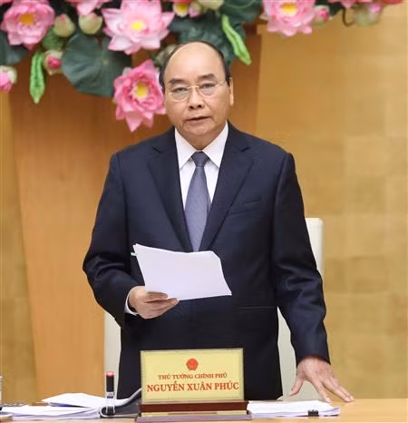 政府总理阮春福主持召开政府与各地方视频会议 讨论应对疫情影响各大措施 ảnh 2 政府总理阮春福主持召开政府与各地方视频会议 讨论应对疫情影响各大措施 ảnh 2