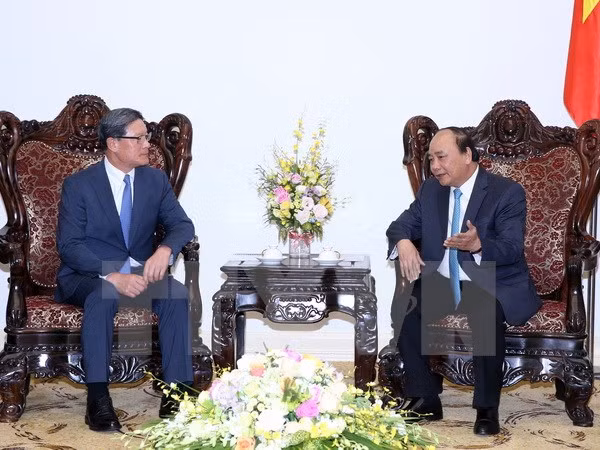 越南政府总理阮春福分别会见韩国CJ集团和CS集团领导 ảnh 2