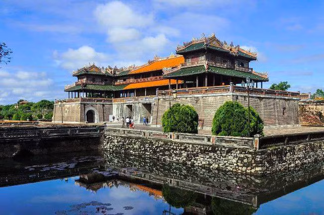 承天顺化省多个旅游景点重新开门迎客 ảnh 2