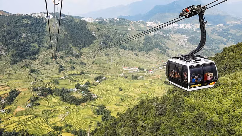 越南许多旅游景点开门迎客 ảnh 1