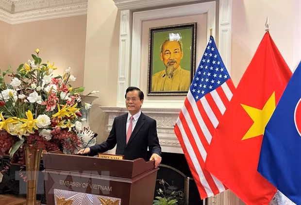高度评价越美两国在新冠肺炎疫情最艰难的时候互相提供援助 ảnh 1 高度评价越美两国在新冠肺炎疫情最艰难的时候互相提供援助 ảnh 1