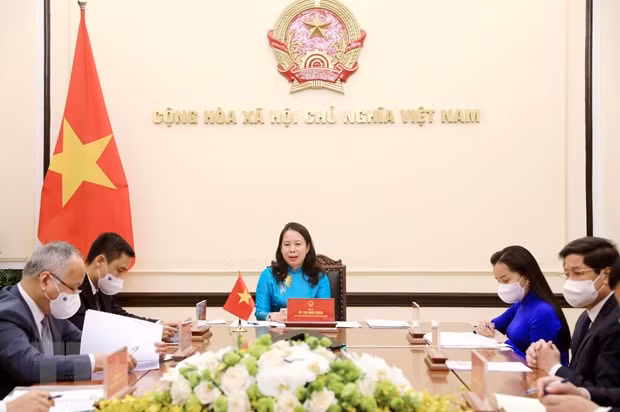 越南国家主席武氏映春与尼日利亚副总统耶米·奥辛巴乔通电话 ảnh 1 越南国家主席武氏映春与尼日利亚副总统耶米·奥辛巴乔通电话 ảnh 1