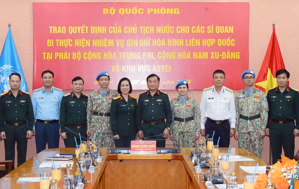 在多国参与的场合中传播越南蓝色贝雷帽部队形象 ảnh 2 在多国参与的场合中传播越南蓝色贝雷帽部队形象 ảnh 2