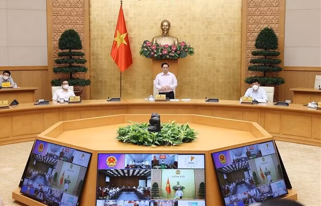 政府总理范明政:严厉打击在防疫药品和物资采购方面的腐败现象 ảnh 1 政府总理范明政:严厉打击在防疫药品和物资采购方面的腐败现象 ảnh 1