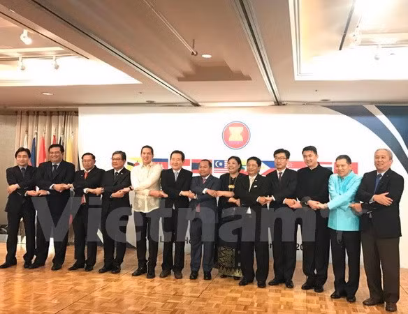 东盟各国驻韩大使馆举行东盟建立50周年纪念典礼 ảnh 1 东盟各国驻韩大使馆举行东盟建立50周年纪念典礼 ảnh 1