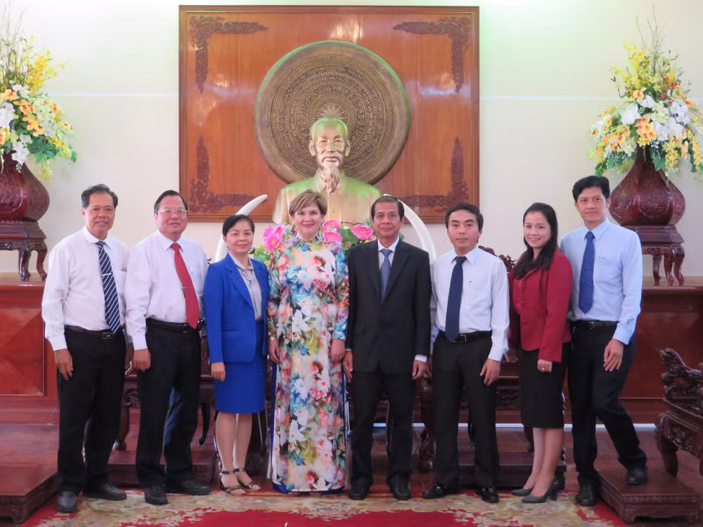 哥伦比亚希望与芹苴市合作推动水上旅游发展 ảnh 2