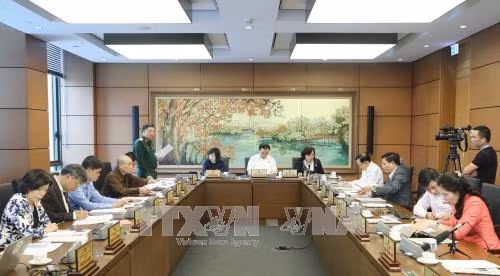 越南第十四届国会第四次会议公报(第十三号) ảnh 1 越南第十四届国会第四次会议公报(第十三号) ảnh 1