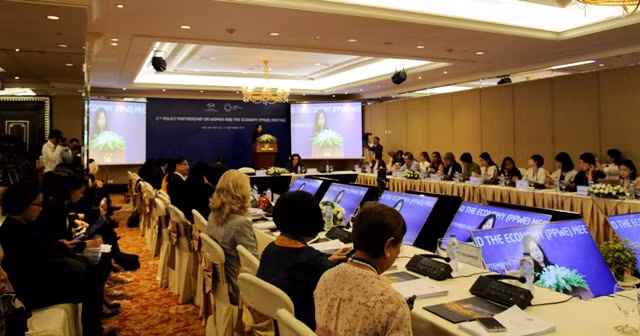 增强APEC各成员经济体妇女们的经济社会参与度 ảnh 1 增强APEC各成员经济体妇女们的经济社会参与度 ảnh 1