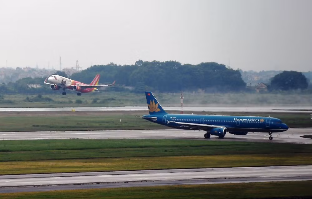 越南航空局要求北部三个机场航班全部取消 ảnh 1 越南航空局要求北部三个机场航班全部取消 ảnh 1