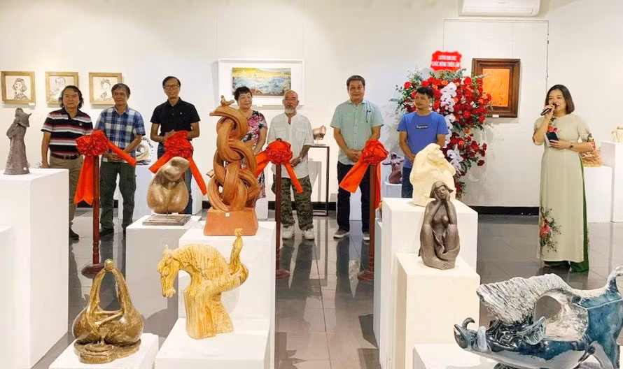 “2023年秋香”陶瓷展亮点纷呈 ảnh 1