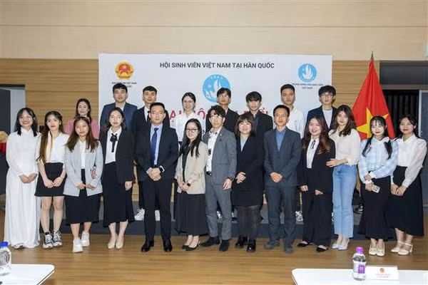 韩国越南大学生协会积极工作 团结会员 一心为国 ảnh 2 韩国越南大学生协会积极工作 团结会员 一心为国 ảnh 2