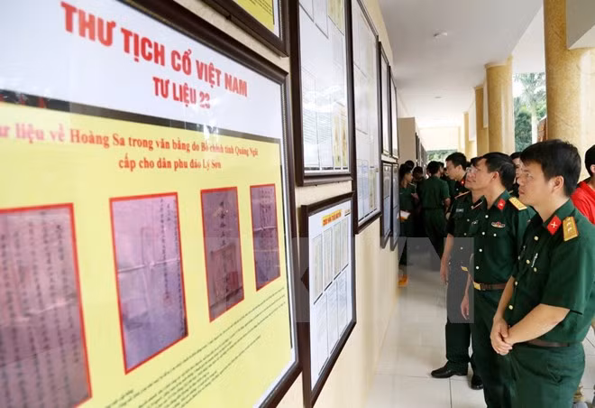 “黄少长沙归属越南”地图资料展在朔庄省举行 ảnh 1 “黄少长沙归属越南”地图资料展在朔庄省举行 ảnh 1