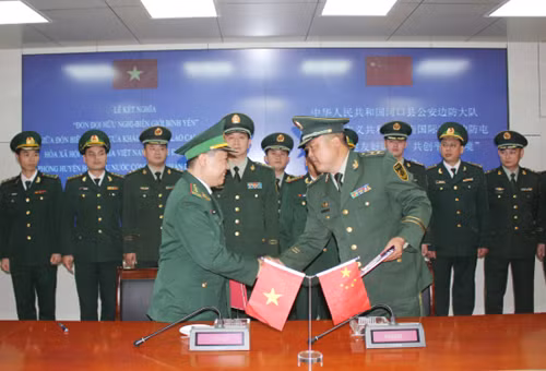 越中边界情谊深厚 ảnh 1 越中边界情谊深厚 ảnh 1