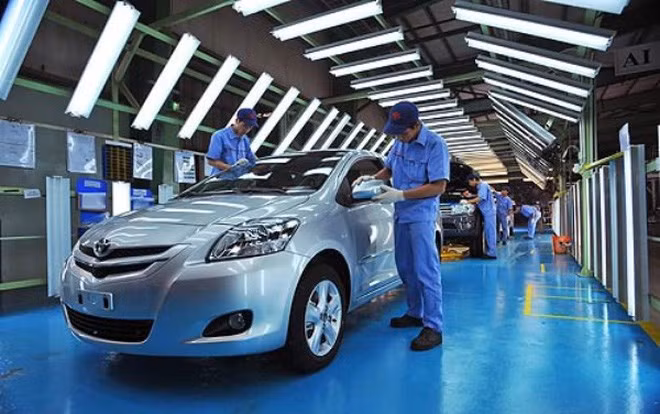 2017年7月份越南汽车销量下降27% ảnh 1