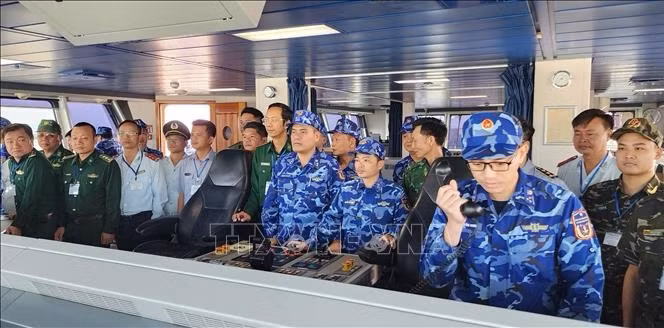 越中海警2022年第二次北部湾分界线附近海域联合巡逻活动圆满结束 ảnh 1 越中海警2022年第二次北部湾分界线附近海域联合巡逻活动圆满结束 ảnh 1