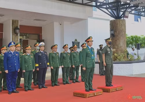 加强越菲两国军队的合作 ảnh 1