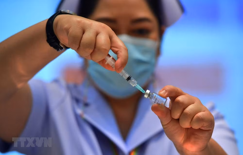 泰国突出2023年新冠疫苗接种计划中的3类优先人群 ảnh 1