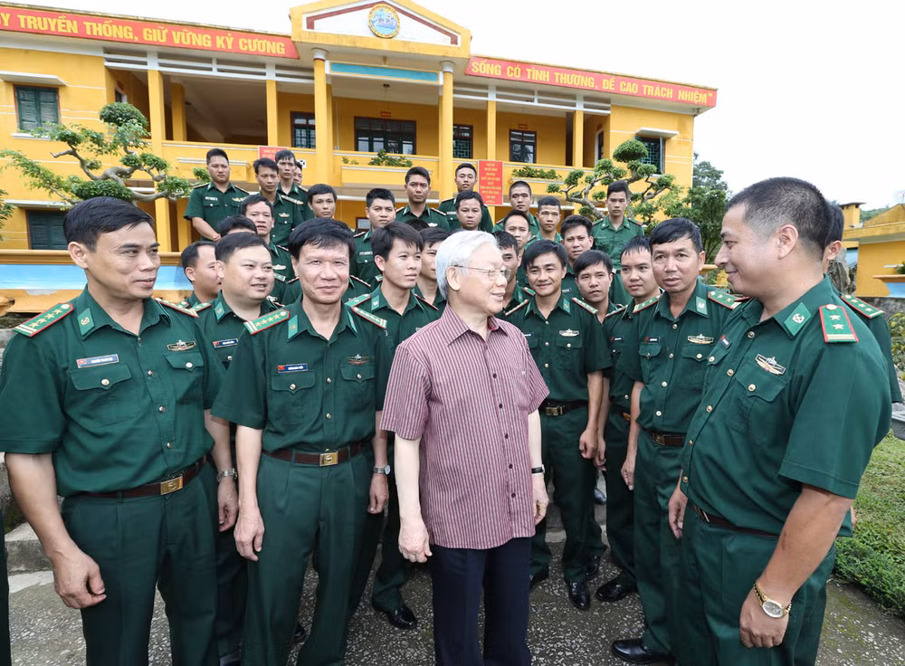 越共中央总书记阮富仲莅临奠边省调研 ảnh 1 越共中央总书记阮富仲莅临奠边省调研 ảnh 1