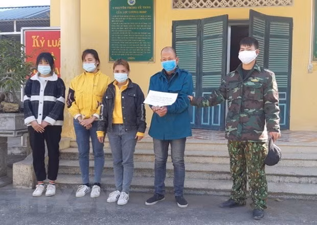 越南卫生部门启动新冠肺炎疫情防控高峰期 ảnh 1 越南卫生部门启动新冠肺炎疫情防控高峰期 ảnh 1