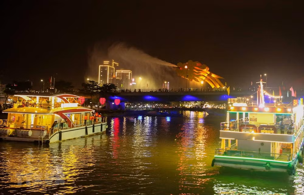 岘港市旅游业释放可喜信号 ảnh 1 岘港市旅游业释放可喜信号 ảnh 1