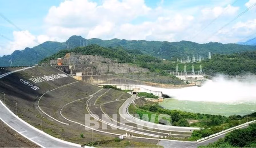2021年越南电力集团将开建和完工多项重要电力工程 ảnh 1
