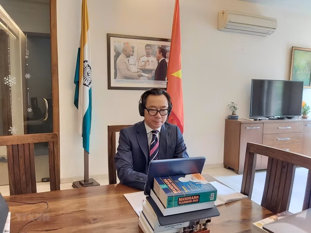 越共十三大:提高越南的地位 ảnh 1 越共十三大:提高越南的地位 ảnh 1