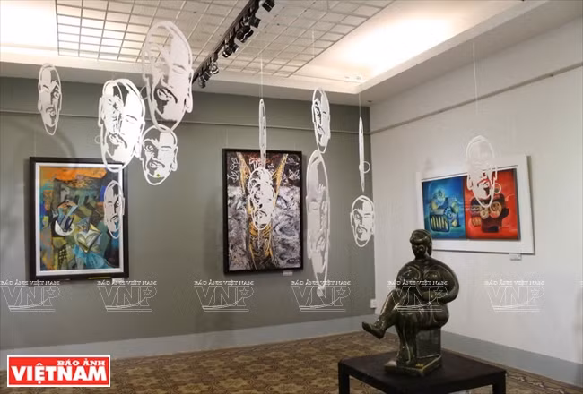 2017年年轻美术双年展：浓郁生活气息 ảnh 7